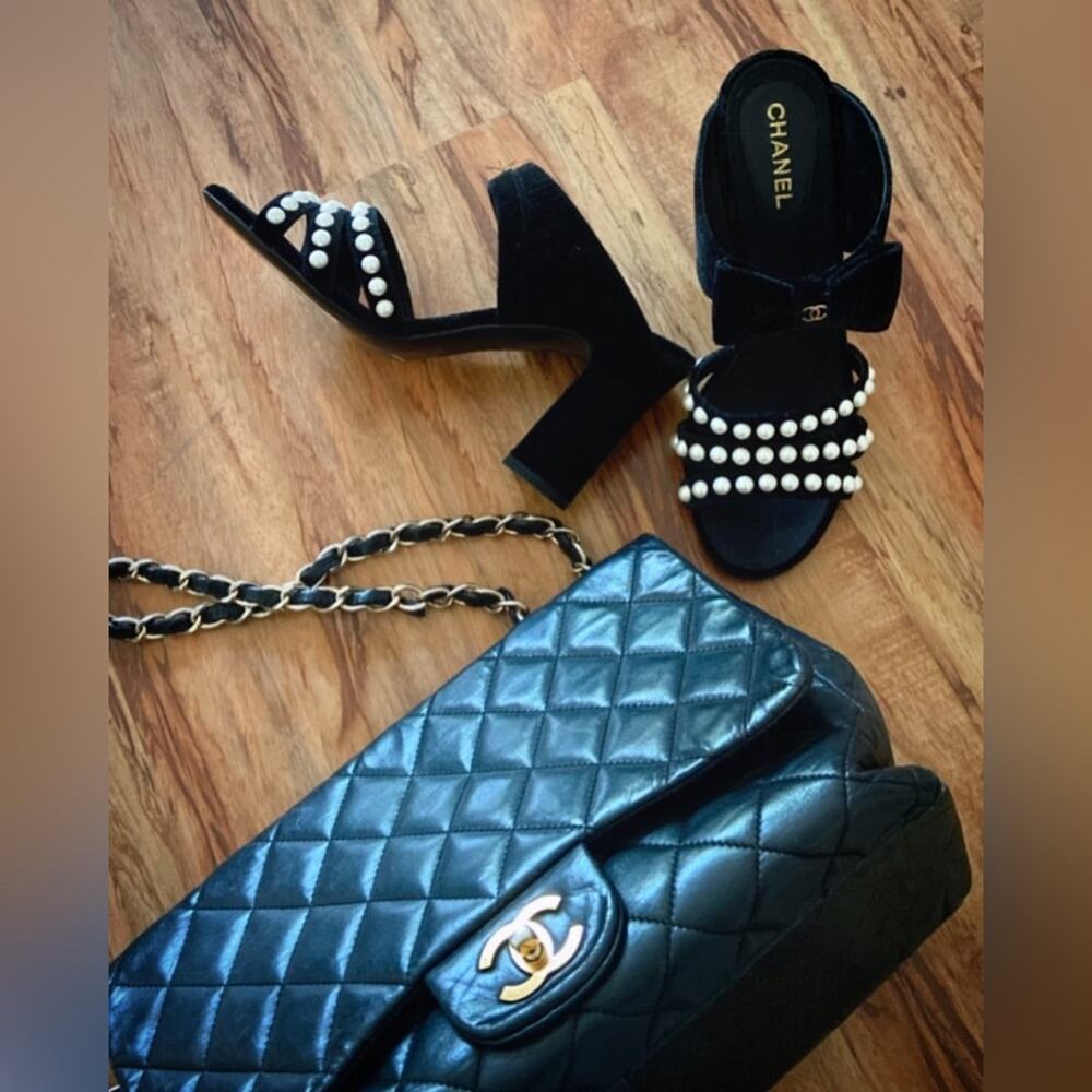 CHANEL Black Pearl Embellished Bow Women's Sandals 38.5 - Picture 8 of 14